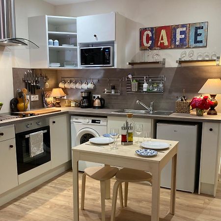 Fantastic Ground Floor Apartment Opposite Thermes Bagnères-de-Luchon エクステリア 写真
